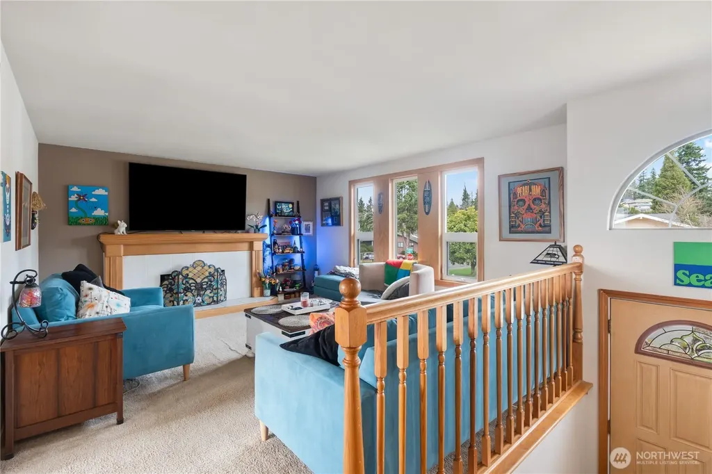 2825 E Crestline Drive Bellingham WA 98226