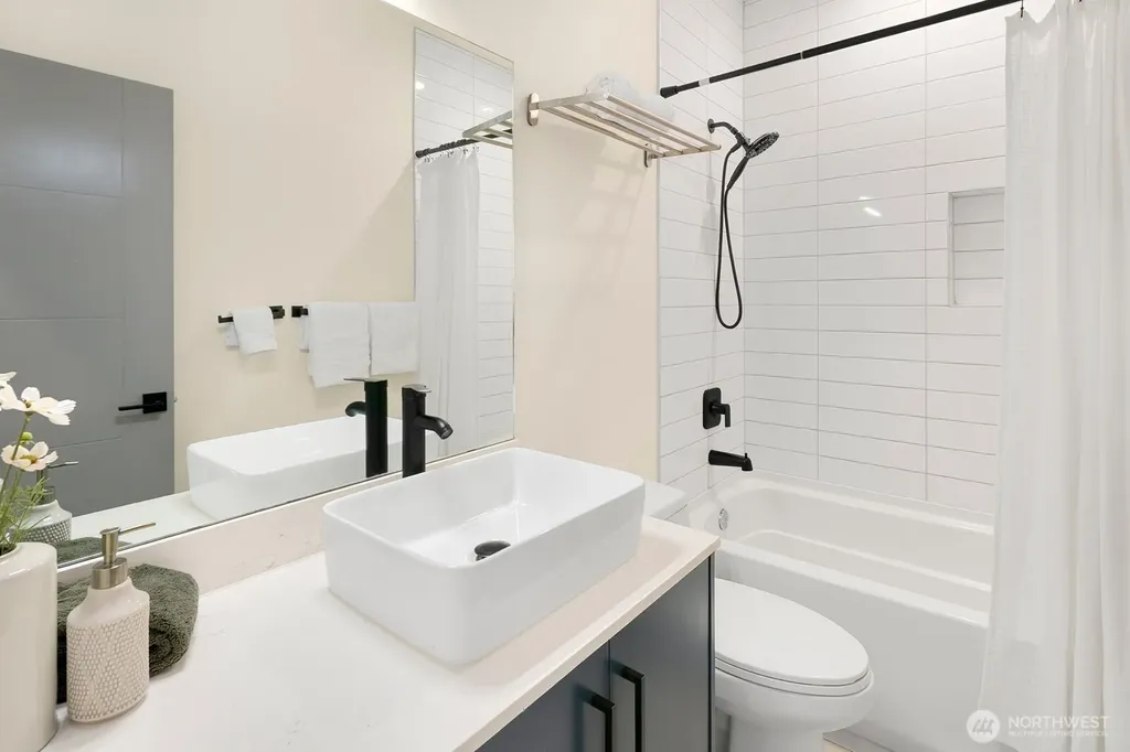 3613 S Findlay Street Seattle WA 98118