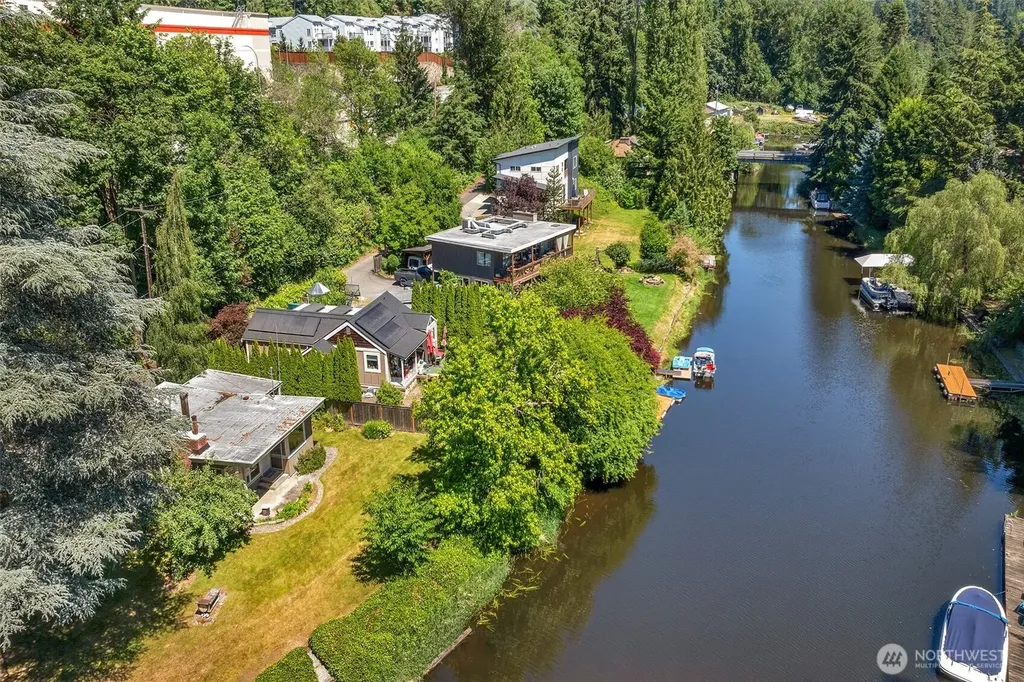 8833 NE Bothell Way Kenmore WA 98028