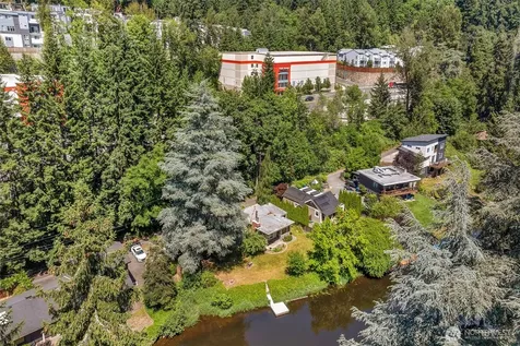 8833 NE Bothell Way Kenmore WA 98028