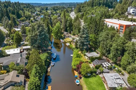 8833 NE Bothell Way Kenmore WA 98028