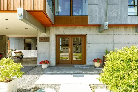 3627 Driftwood Drive Clinton WA 98236