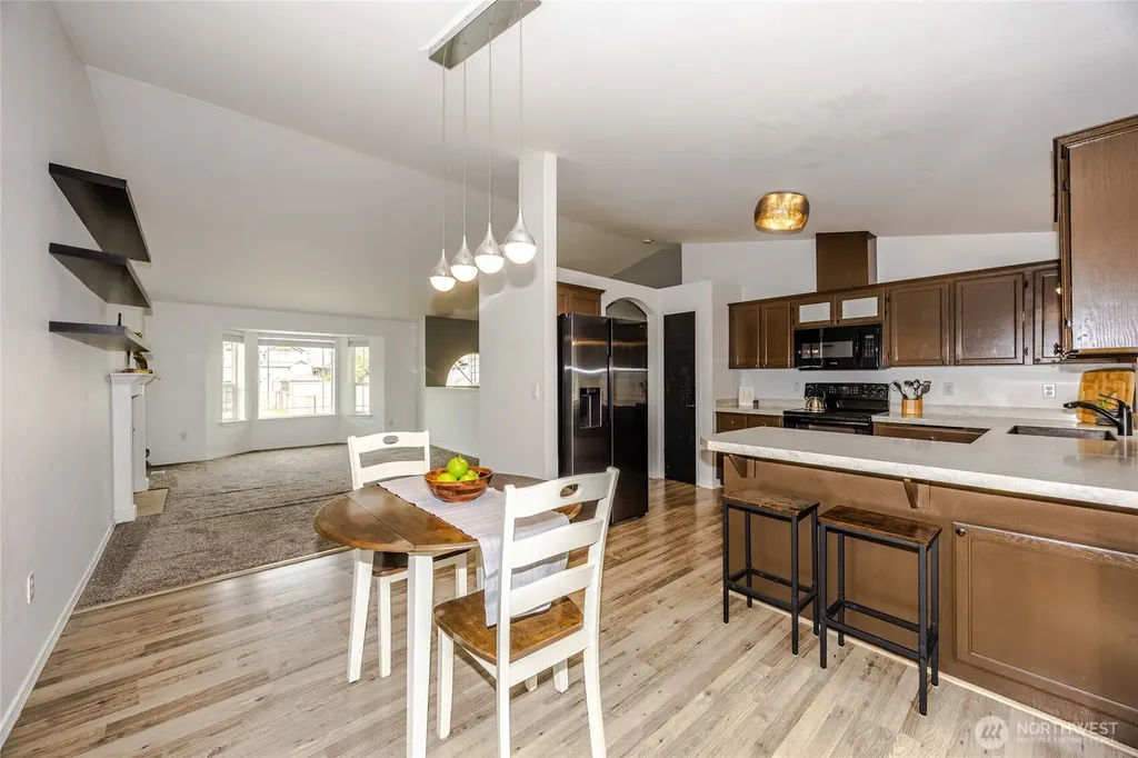 771 Carriage Court Eatonville WA 98328