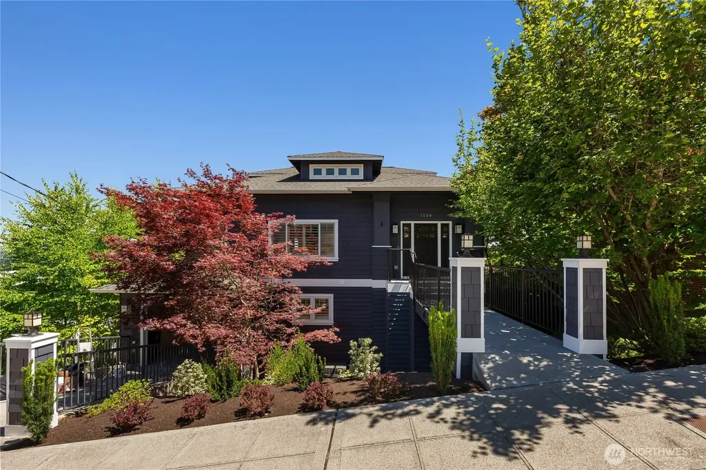 1124 Lake Washington Boulevard S Seattle WA 98144