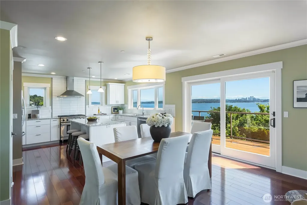 1124 Lake Washington Boulevard S Seattle WA 98144