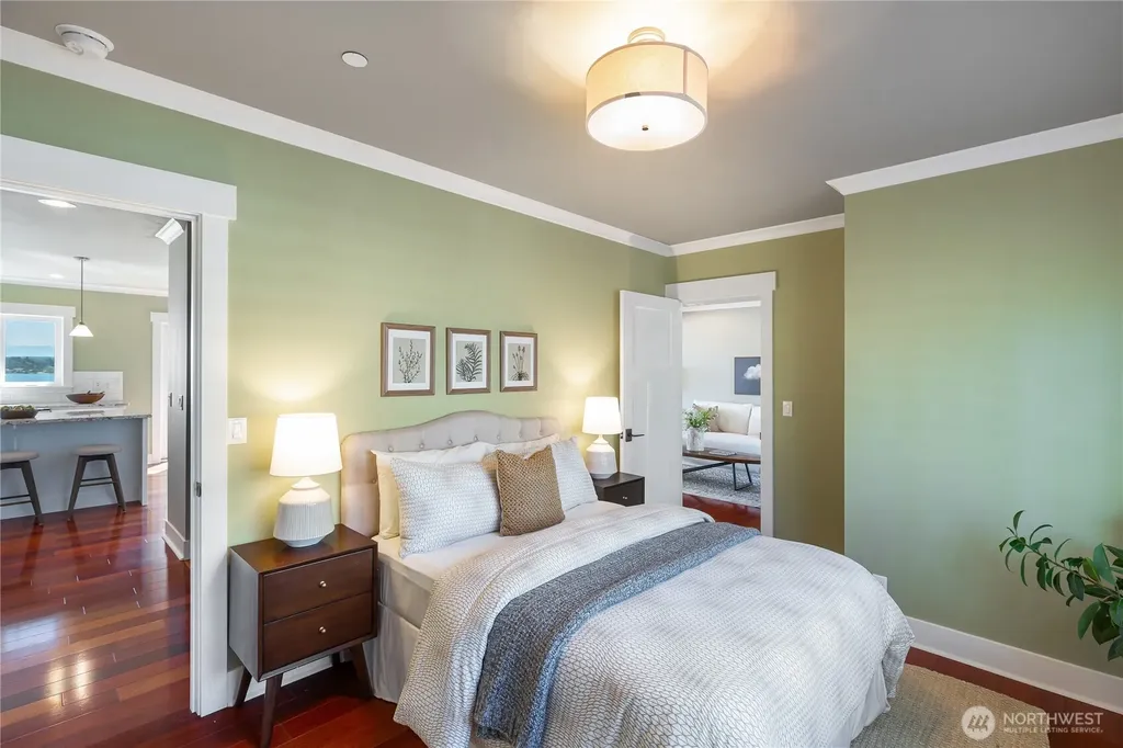 1124 Lake Washington Boulevard S Seattle WA 98144