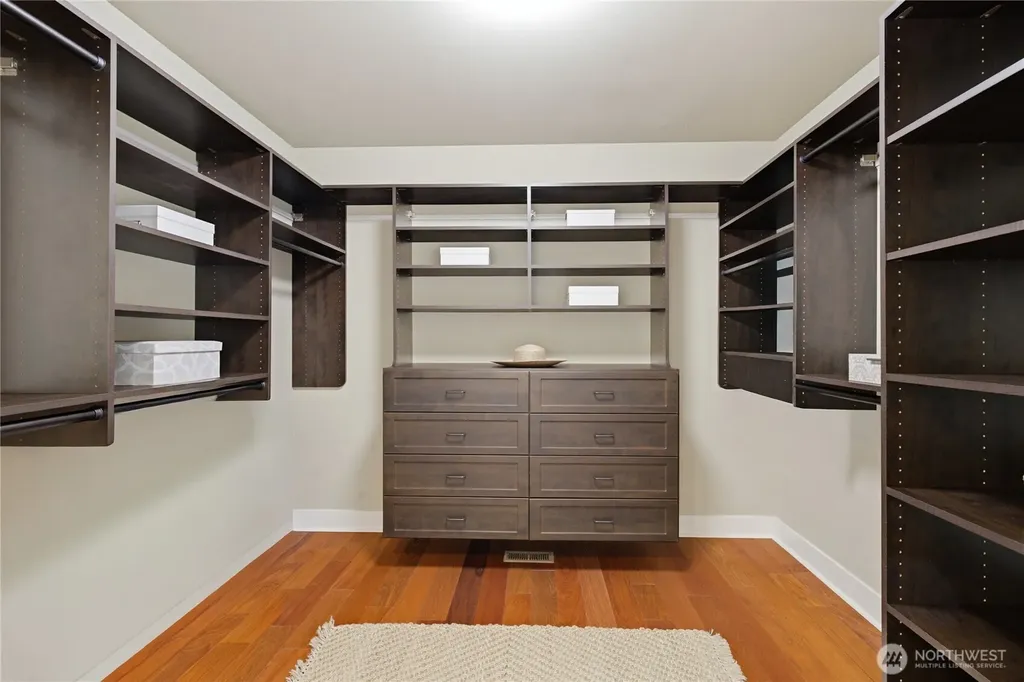 1124 Lake Washington Boulevard S Seattle WA 98144