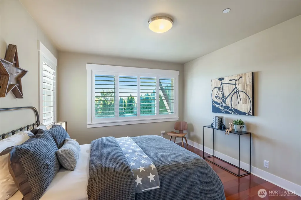 1124 Lake Washington Boulevard S Seattle WA 98144