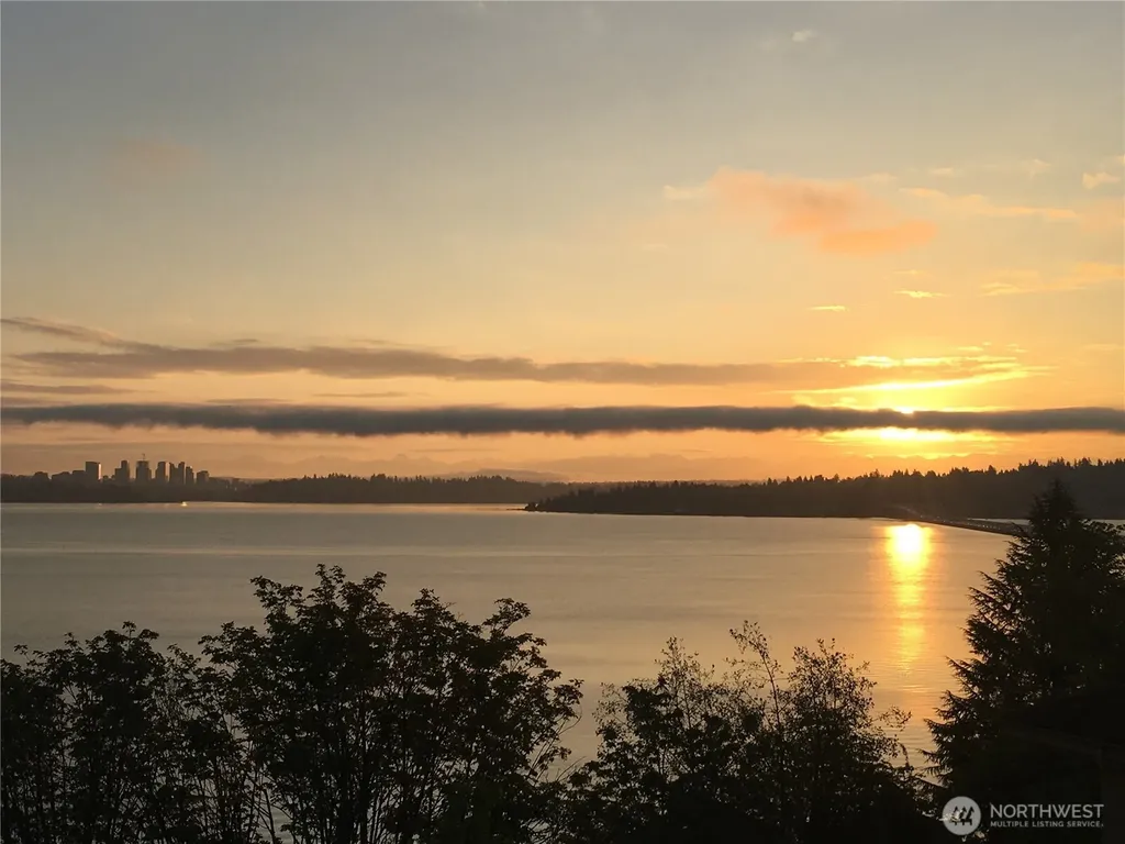 1124 Lake Washington Boulevard S Seattle WA 98144