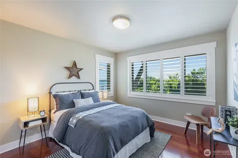 1124 Lake Washington Boulevard S Seattle WA 98144