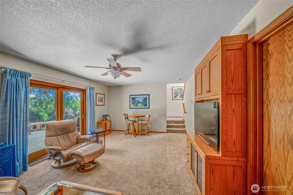 2316 Burbank Avenue NW Olympia WA 98502