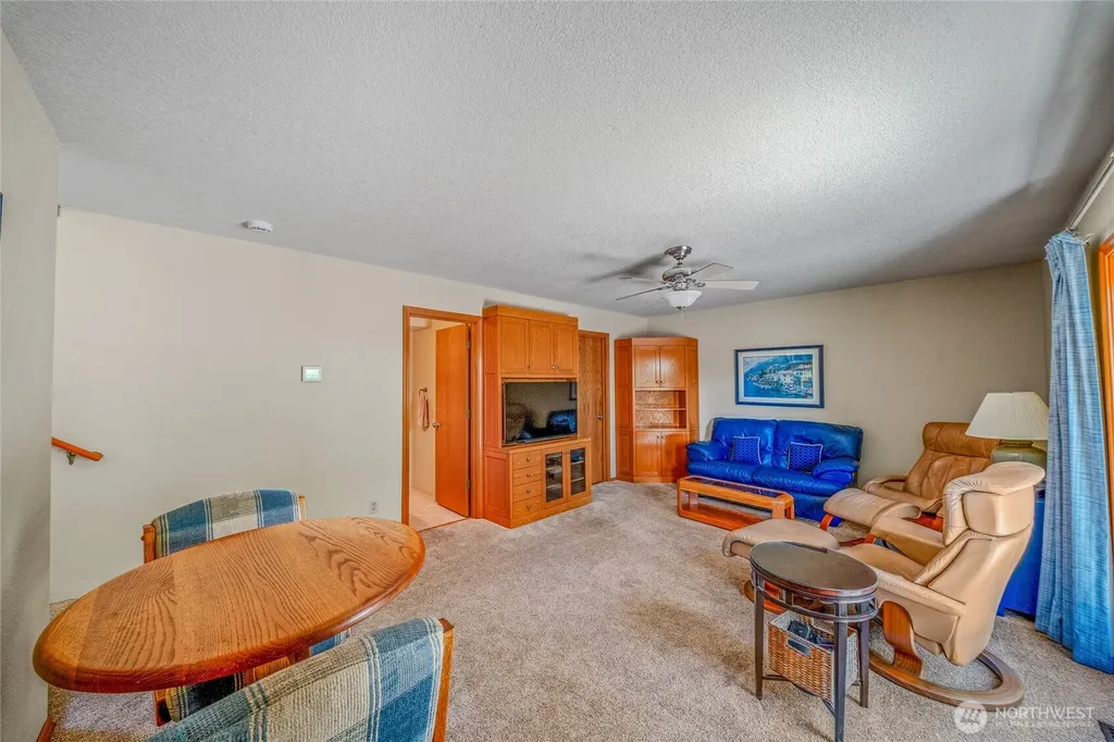 2316 Burbank Avenue NW Olympia WA 98502