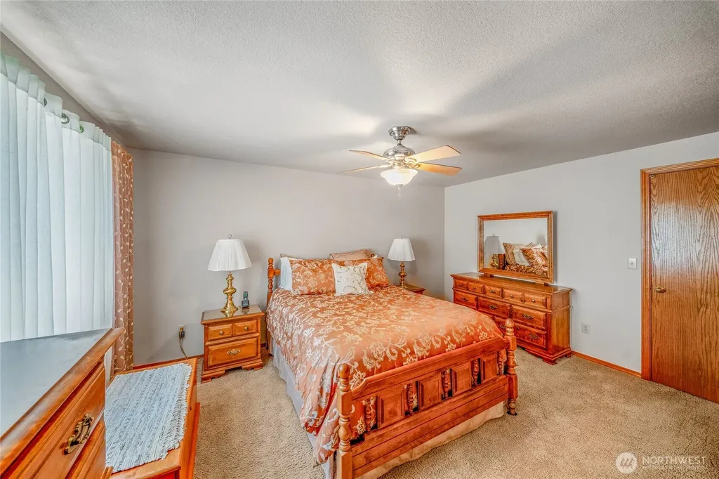 2316 Burbank Avenue NW Olympia WA 98502