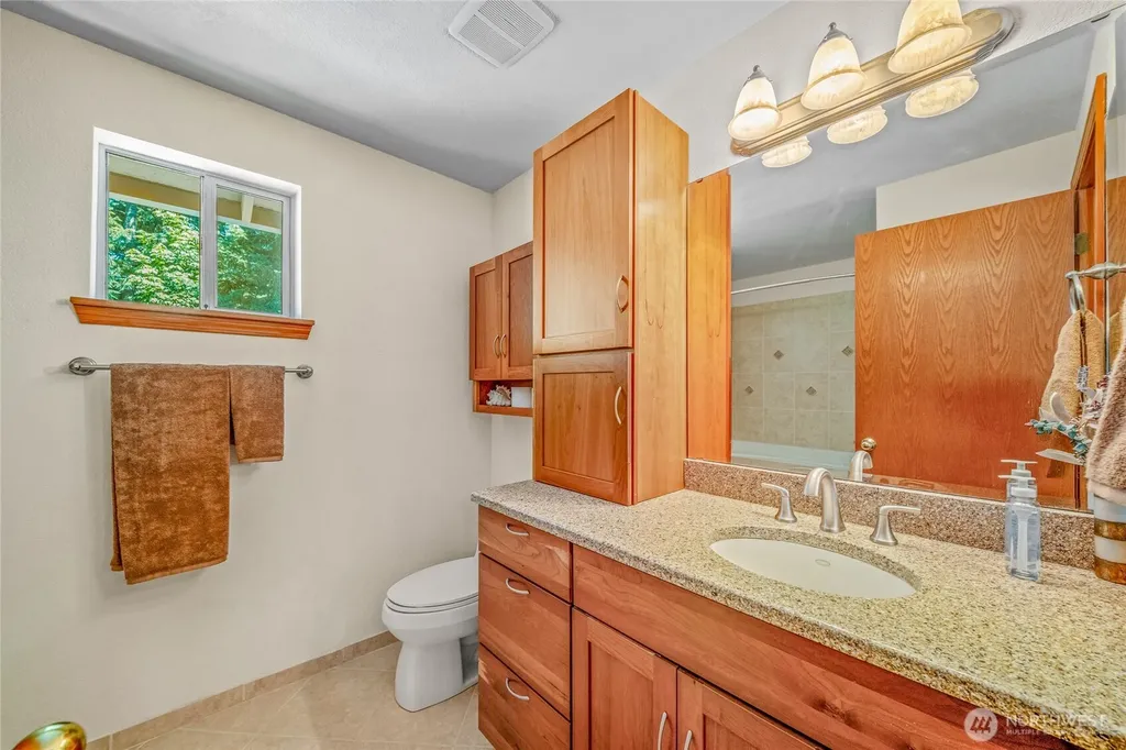 2316 Burbank Avenue NW Olympia WA 98502