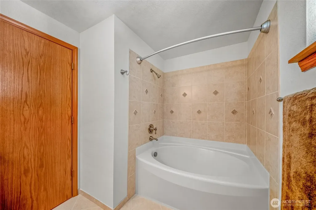 2316 Burbank Avenue NW Olympia WA 98502