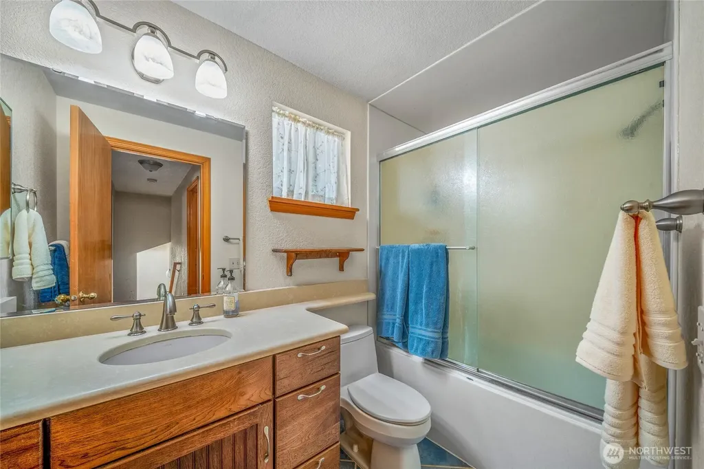 2316 Burbank Avenue NW Olympia WA 98502