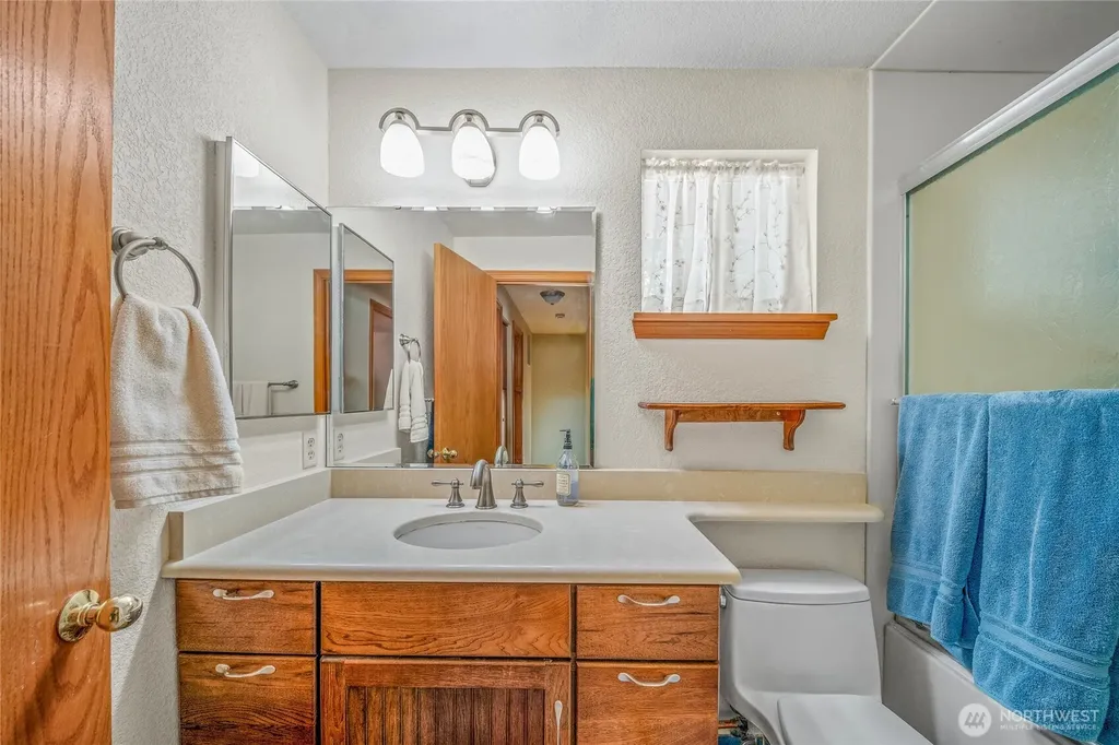 2316 Burbank Avenue NW Olympia WA 98502