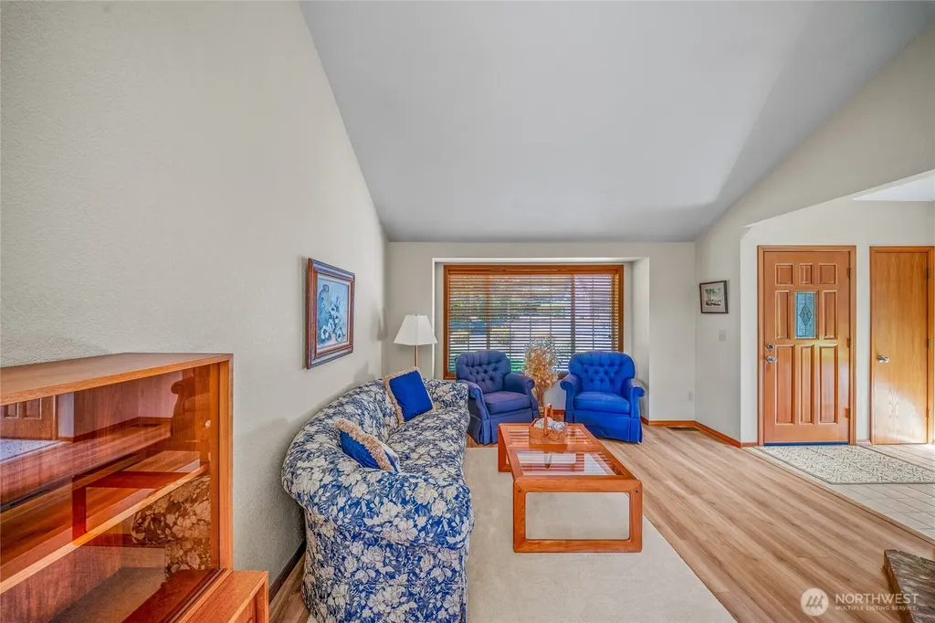 2316 Burbank Avenue NW Olympia WA 98502