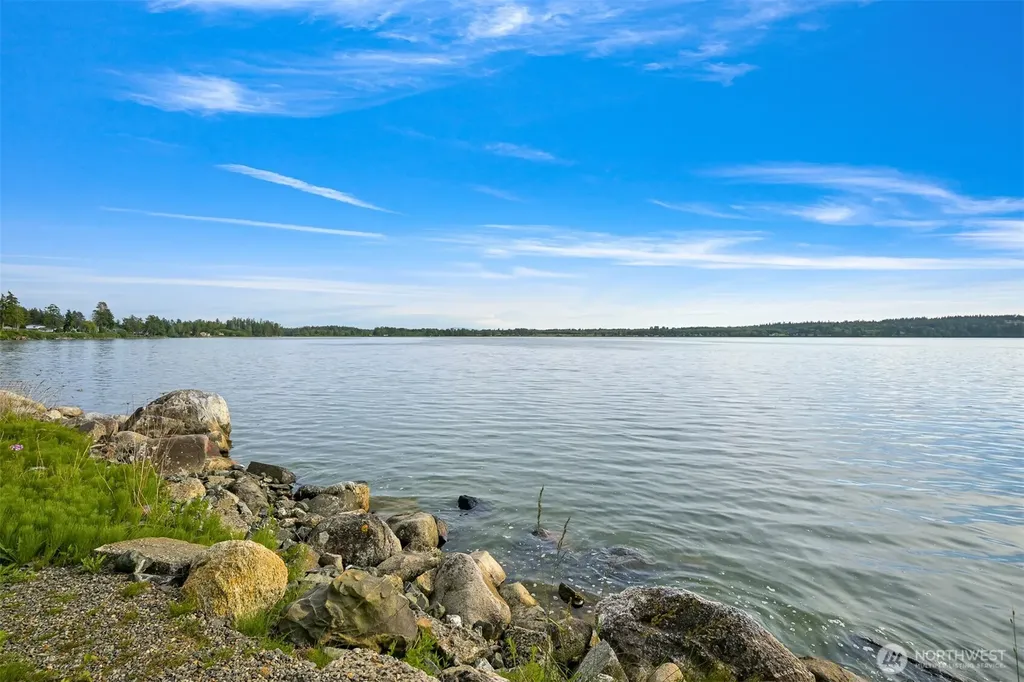 1128 Leighton Street Blaine WA 98230