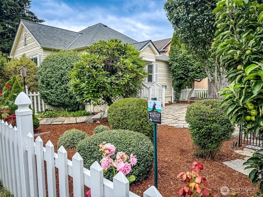 2920 15th Bremerton WA 98312