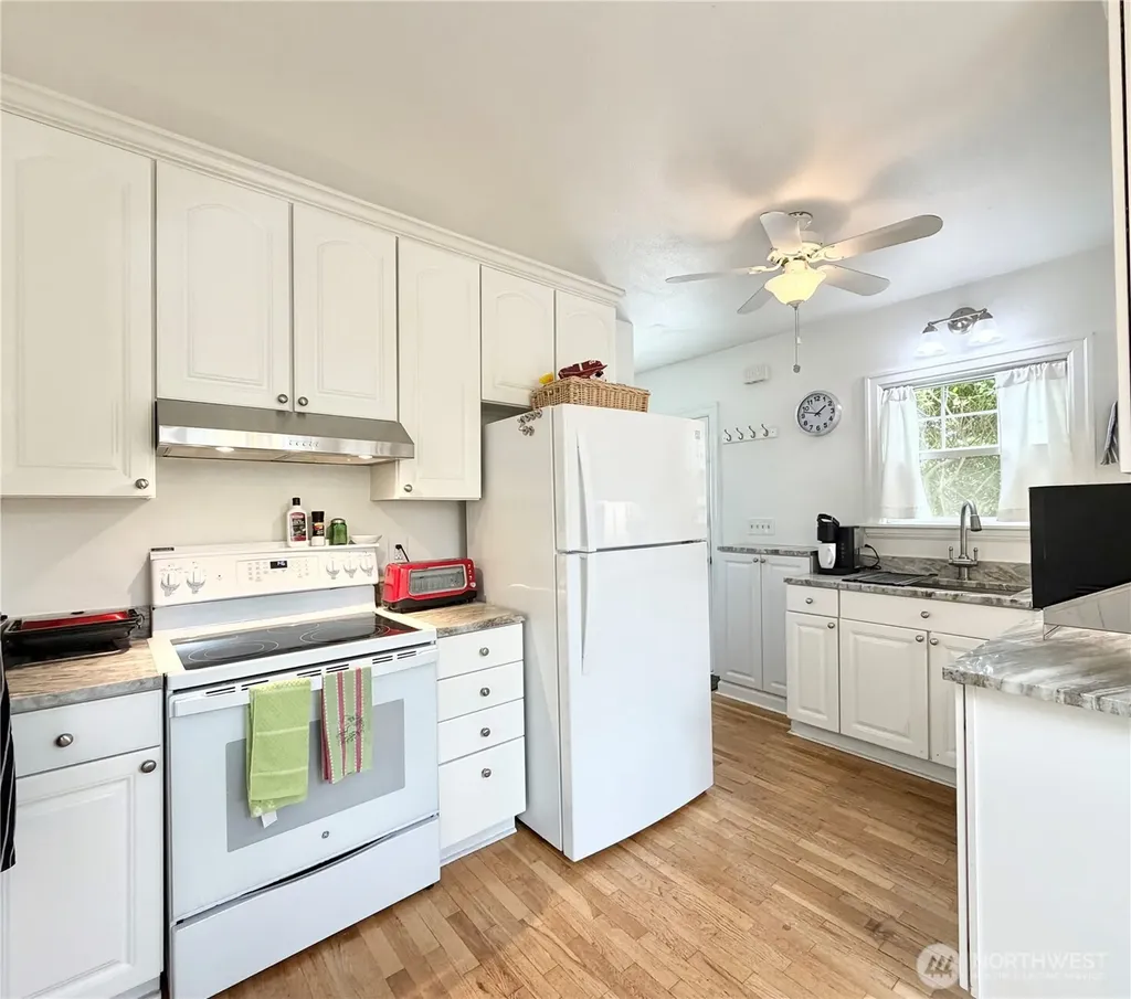 2920 15th Bremerton WA 98312