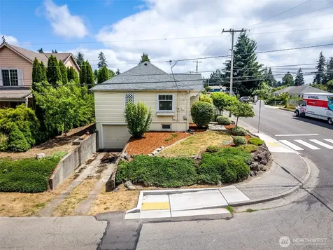 2920 15th Bremerton WA 98312