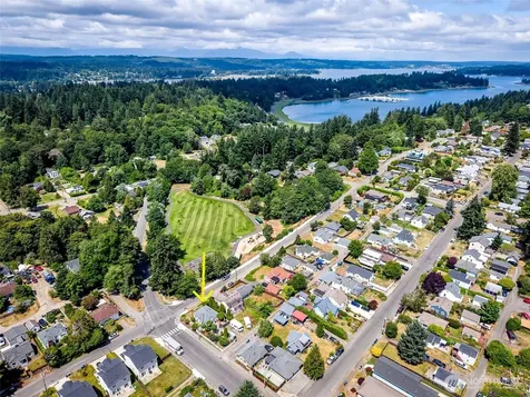2920 15th Bremerton WA 98312