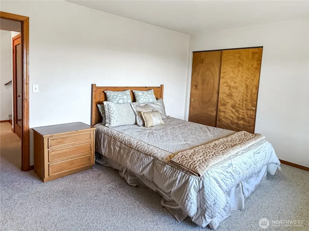 673 Majestic View Lane Camano Island WA 98282