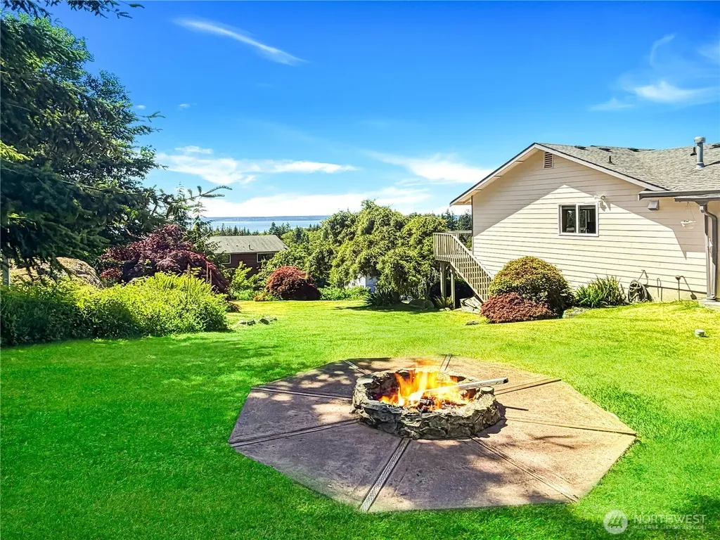 673 Majestic View Lane Camano Island WA 98282