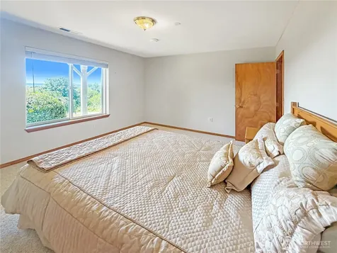 673 Majestic View Lane Camano Island WA 98282
