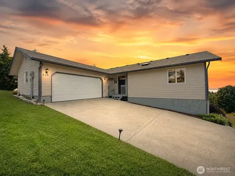 673 Majestic View Lane Camano Island WA 98282
