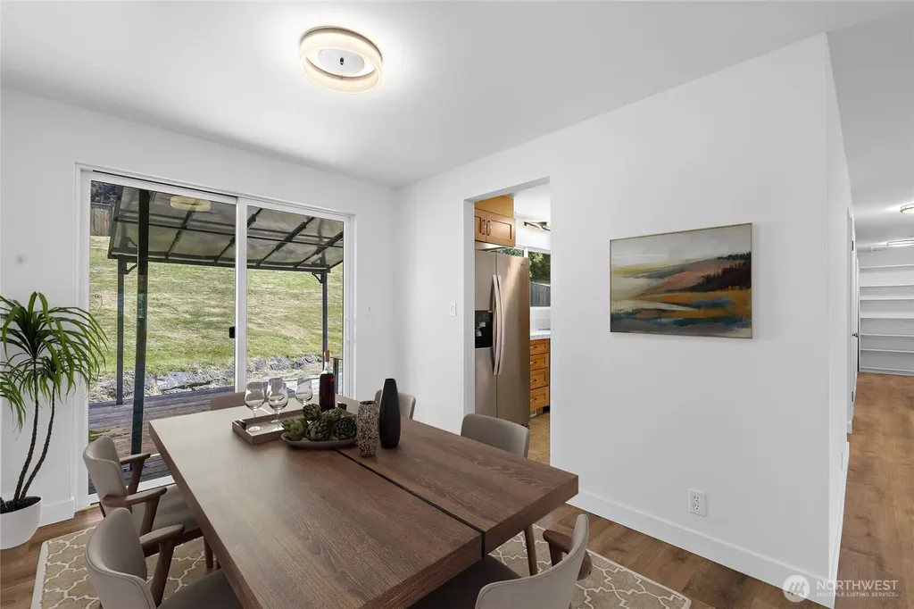 203 105th Avenue SE Bellevue WA 98004