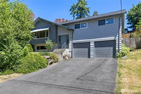 203 105th Avenue SE Bellevue WA 98004