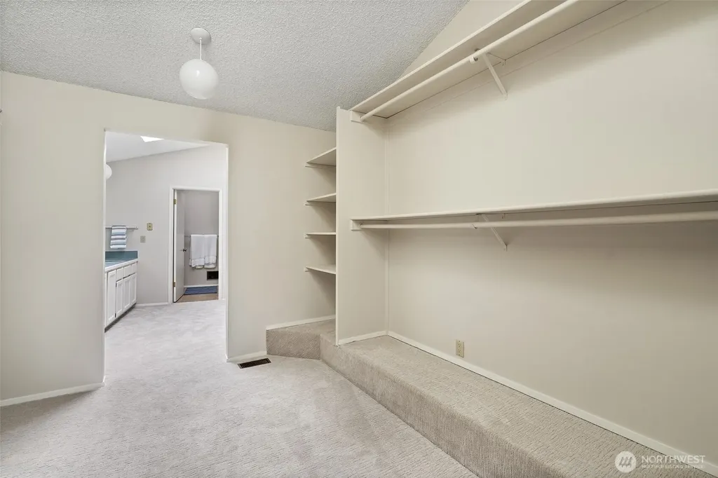 3315 17th Street NW Gig Harbor WA 98335