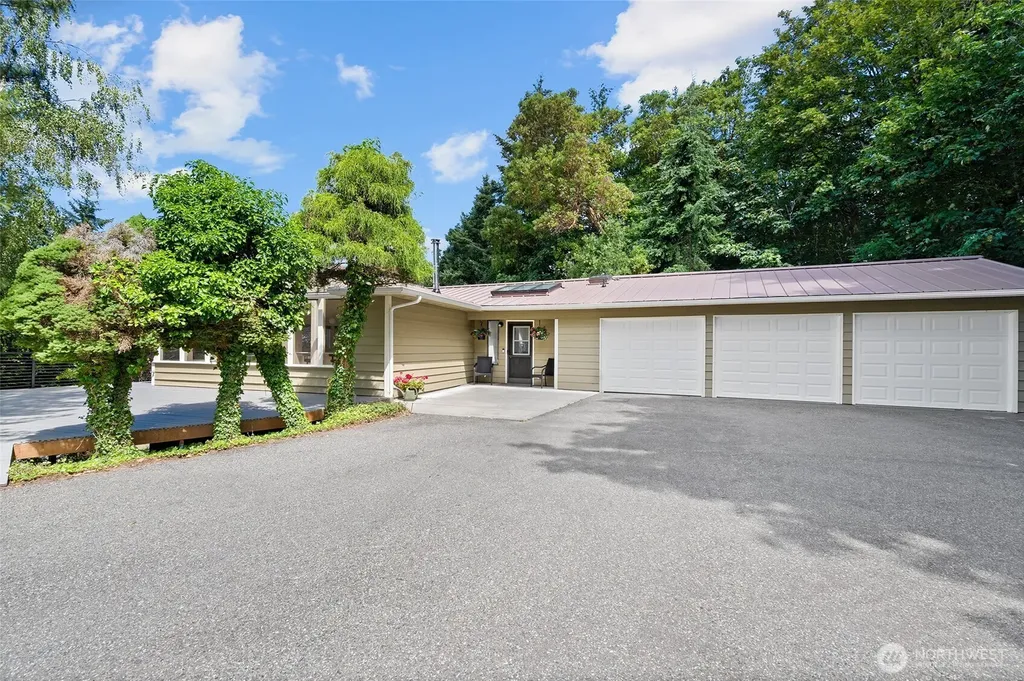 3315 17th Street NW Gig Harbor WA 98335