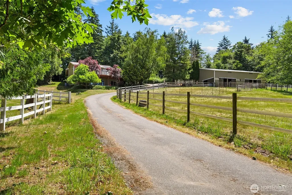 3315 17th Street NW Gig Harbor WA 98335
