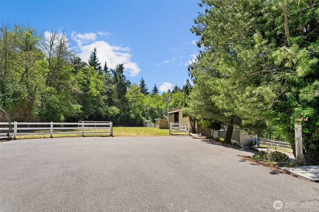 3315 17th Street NW Gig Harbor WA 98335