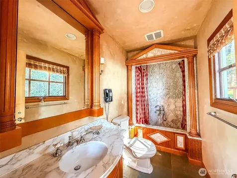 450 Eagle Bay Road Blakely Island WA 98222