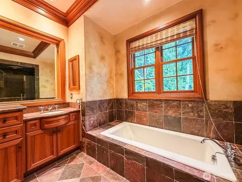 450 Eagle Bay Road Blakely Island WA 98222