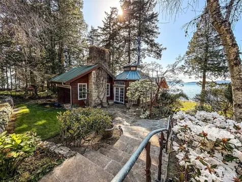 450 Eagle Bay Road Blakely Island WA 98222