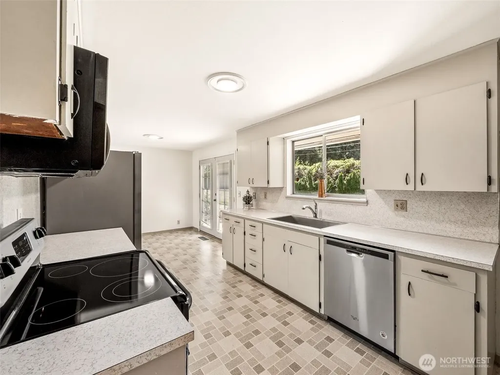 5030 79th Avenue Ct E Fife WA 98424
