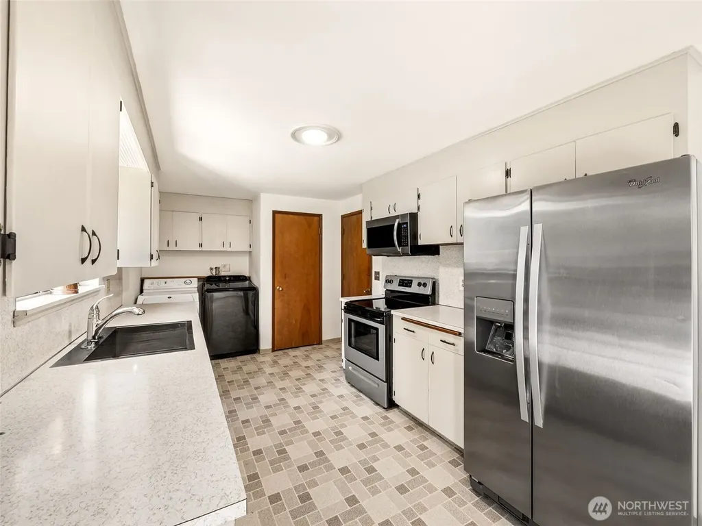 5030 79th Avenue Ct E Fife WA 98424