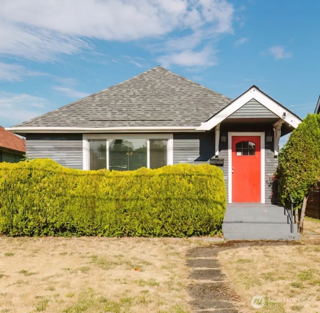 1108 Warren Avenue Bremerton WA 98337