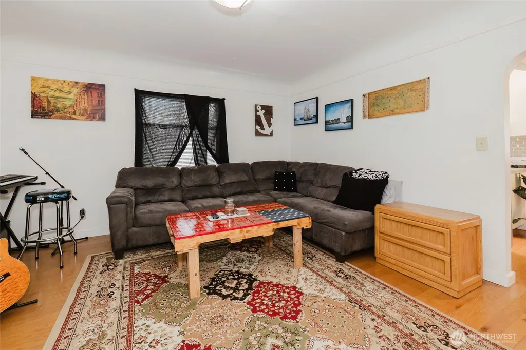 1108 Warren Avenue Bremerton WA 98337