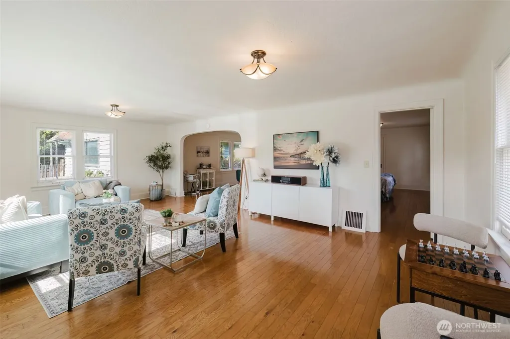 1108 Warren Avenue Bremerton WA 98337