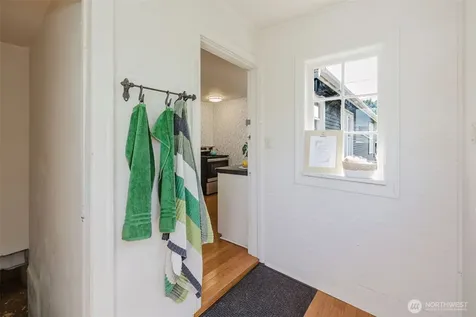 1108 Warren Avenue Bremerton WA 98337