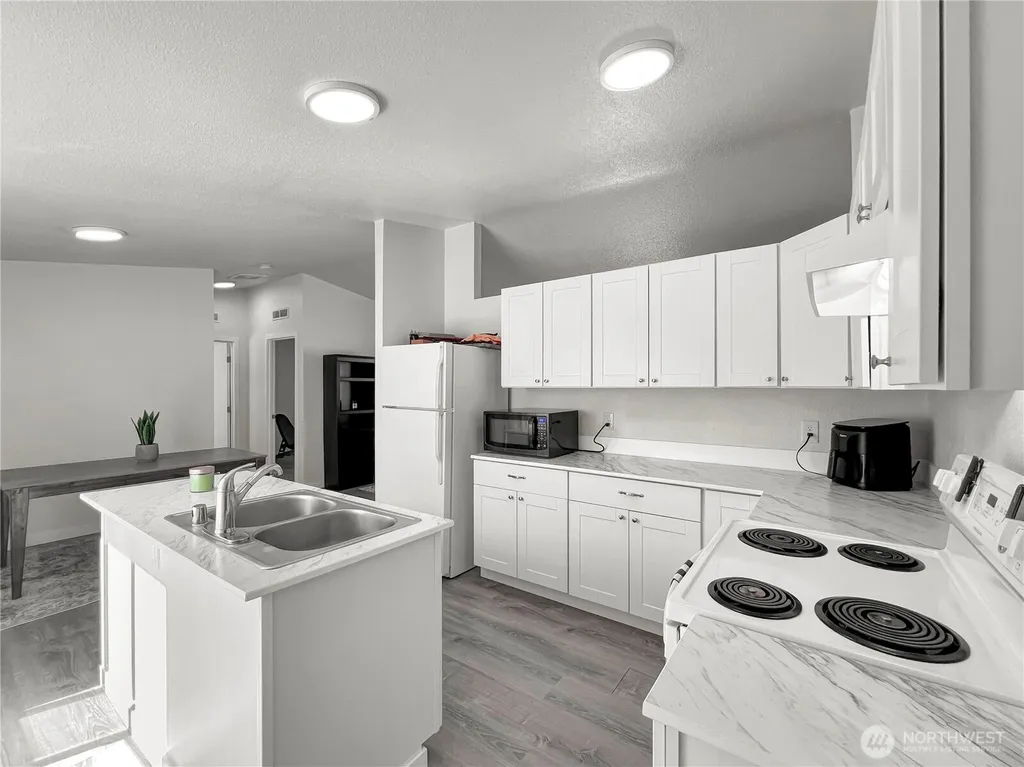 10511 137th Street E Puyallup WA 98374