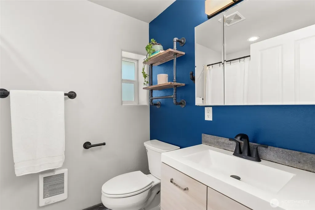 248 Sussex Avenue E Tenino WA 98589