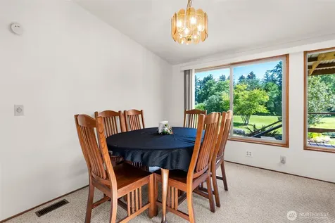 7115 Ortelius Drive Ilwaco WA 98624