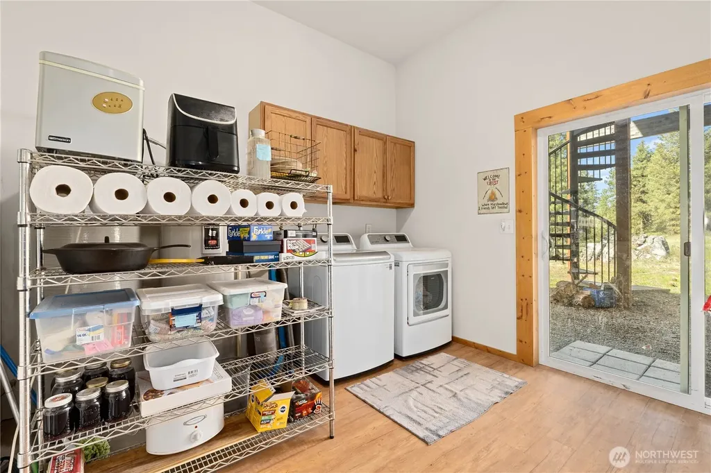 6020 Enterprise Road Fruitland WA 99129